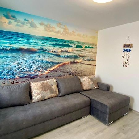 Apartament Livia Jurilovca Buitenkant foto