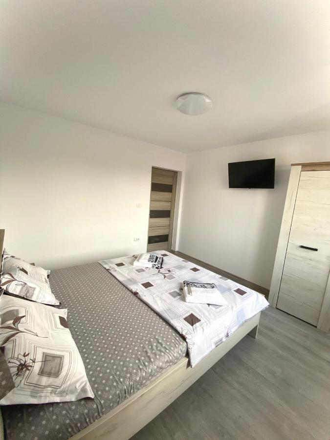 Apartament Livia Jurilovca Buitenkant foto